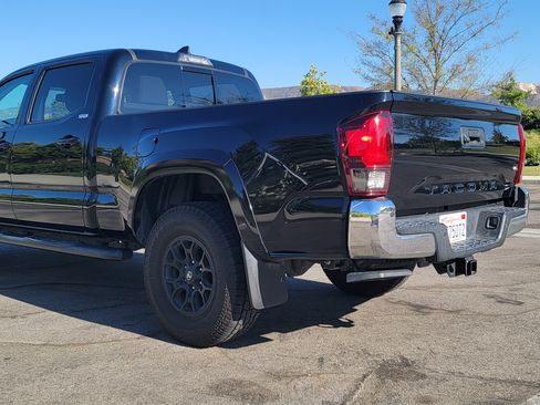 Used 2019 Toyota Tacoma SR5 image 4