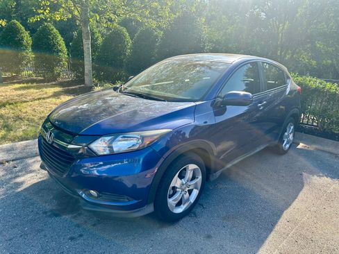 Used 2016 Honda HR-V EX image 6