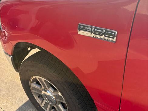 Used 2005 Ford F150 XLT AWD/4WD image 9