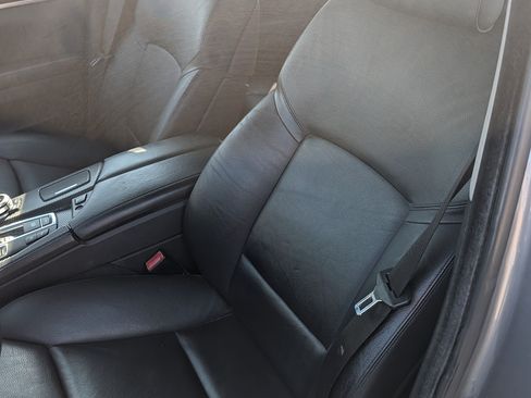 Used 2011 BMW 535i xDrive Sedan image 6