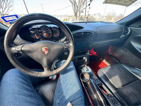 Used 2002 Porsche Boxster image 10