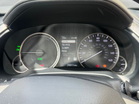Used 2021 Lexus RX 450h AWD w/ Luxury Package image 9