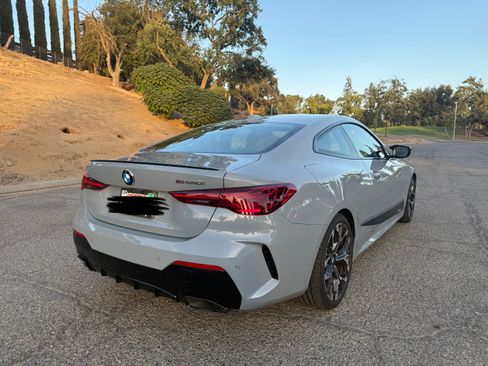 Used 2025 BMW M440i Coupe w/ Premium Package RWD image 17