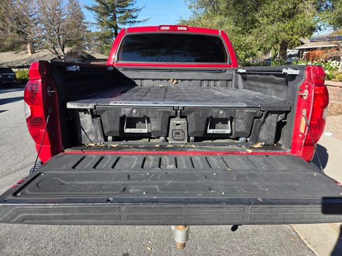 Used 2016 Toyota Tundra Limited w/ Limited Premium Package image 2