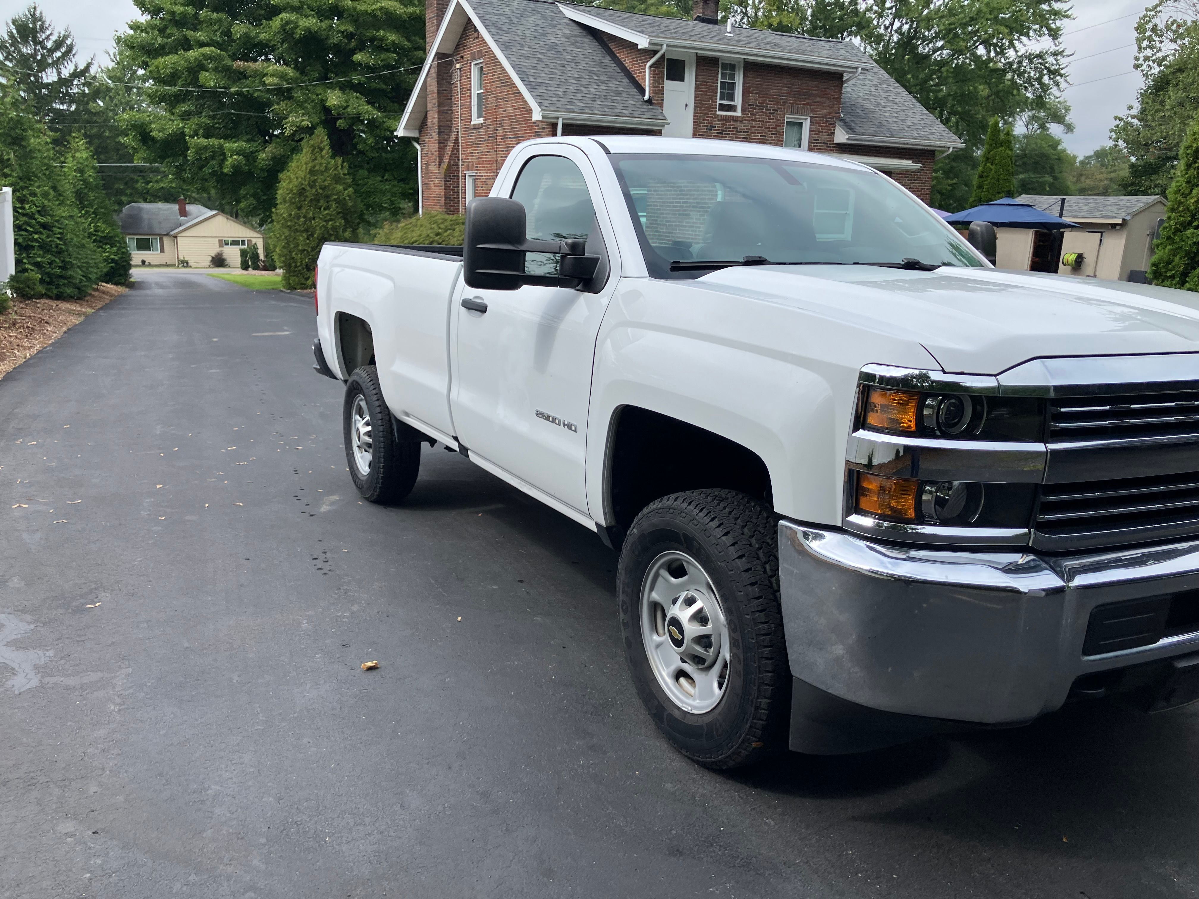 Used 2016 Chevrolet Silverado 2500 W/T AWD/4WD image 5