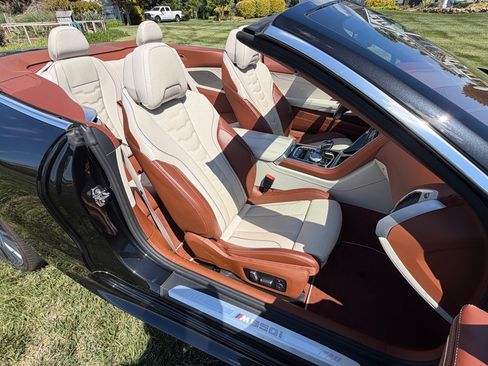 Used 2022 BMW M850i xDrive Convertible AWD/4WD image 11