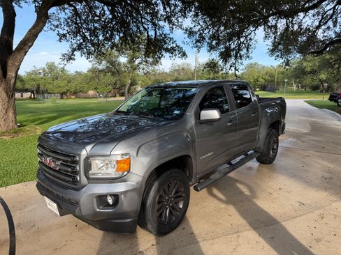 Used 2020 GMC Canyon SLE w/ Elevation Edition RWD image 1