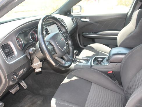 Used 2019 Dodge Charger R/T w/ Performance Handling Group RWD image 18