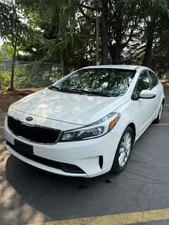 Used 2017 Kia Forte LX w/ LX Popular Package FWD image 2