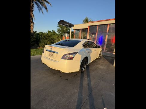 Used 2013 Nissan Maxima 3.5 SV w/ Sport Pkg FWD image 10