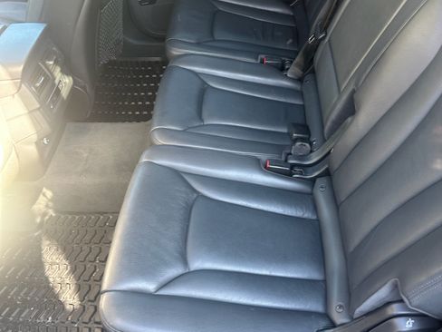 Used 2018 Audi Q7 3.0T Premium Plus w/ Premium Plus Package image 23