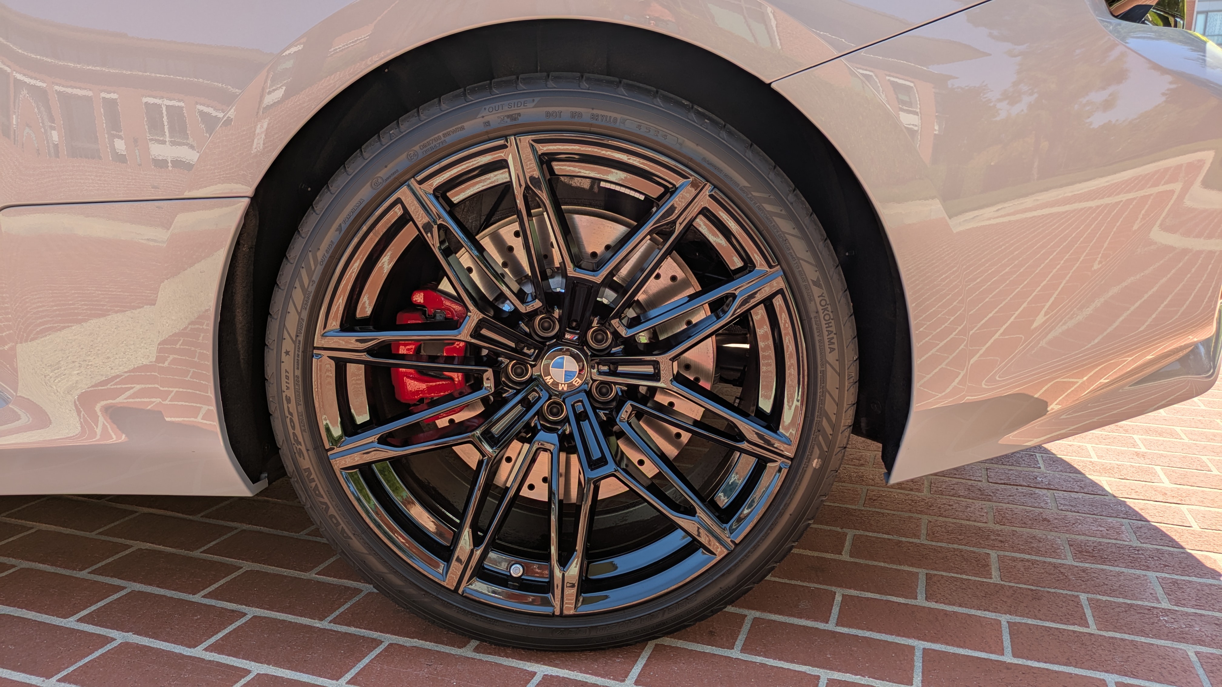 Used 2025 BMW M2 w/ Lighting Package RWD image 6