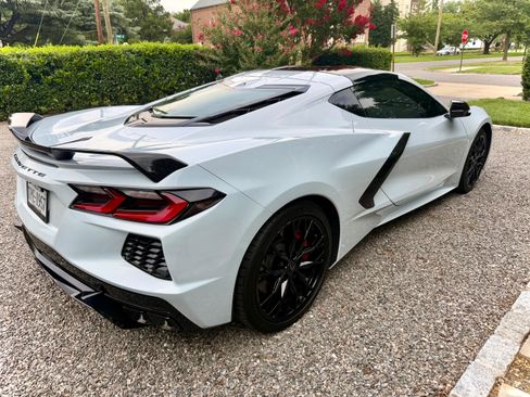 Used 2023 Chevrolet Corvette Stingray Preferred Cpe w/ Z51 Performance Package RWD image 5