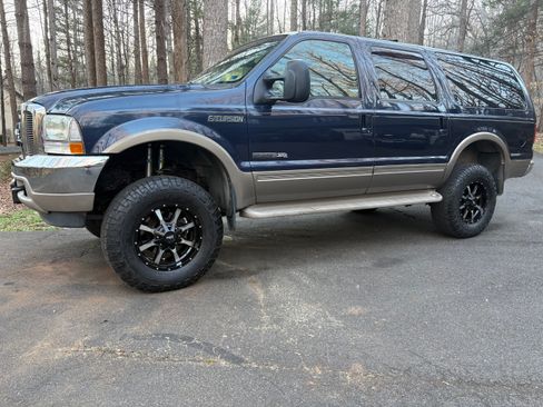 Used 2003 Ford Excursion Eddie Bauer image 1