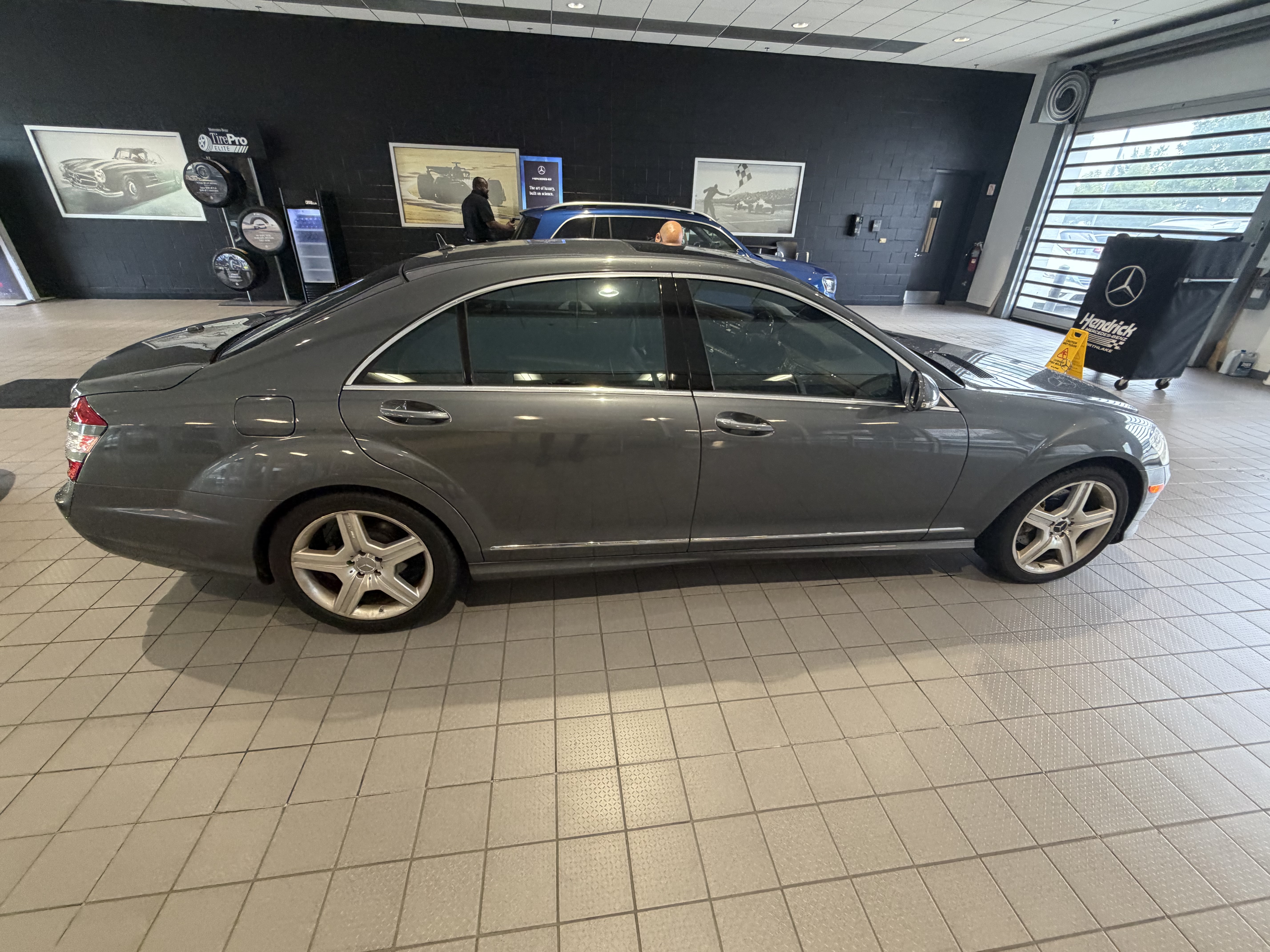 Used 2007 Mercedes-Benz S 550 image 16