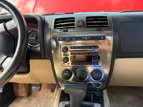 Used 2008 HUMMER H3 Alpha AWD/4WD image 15