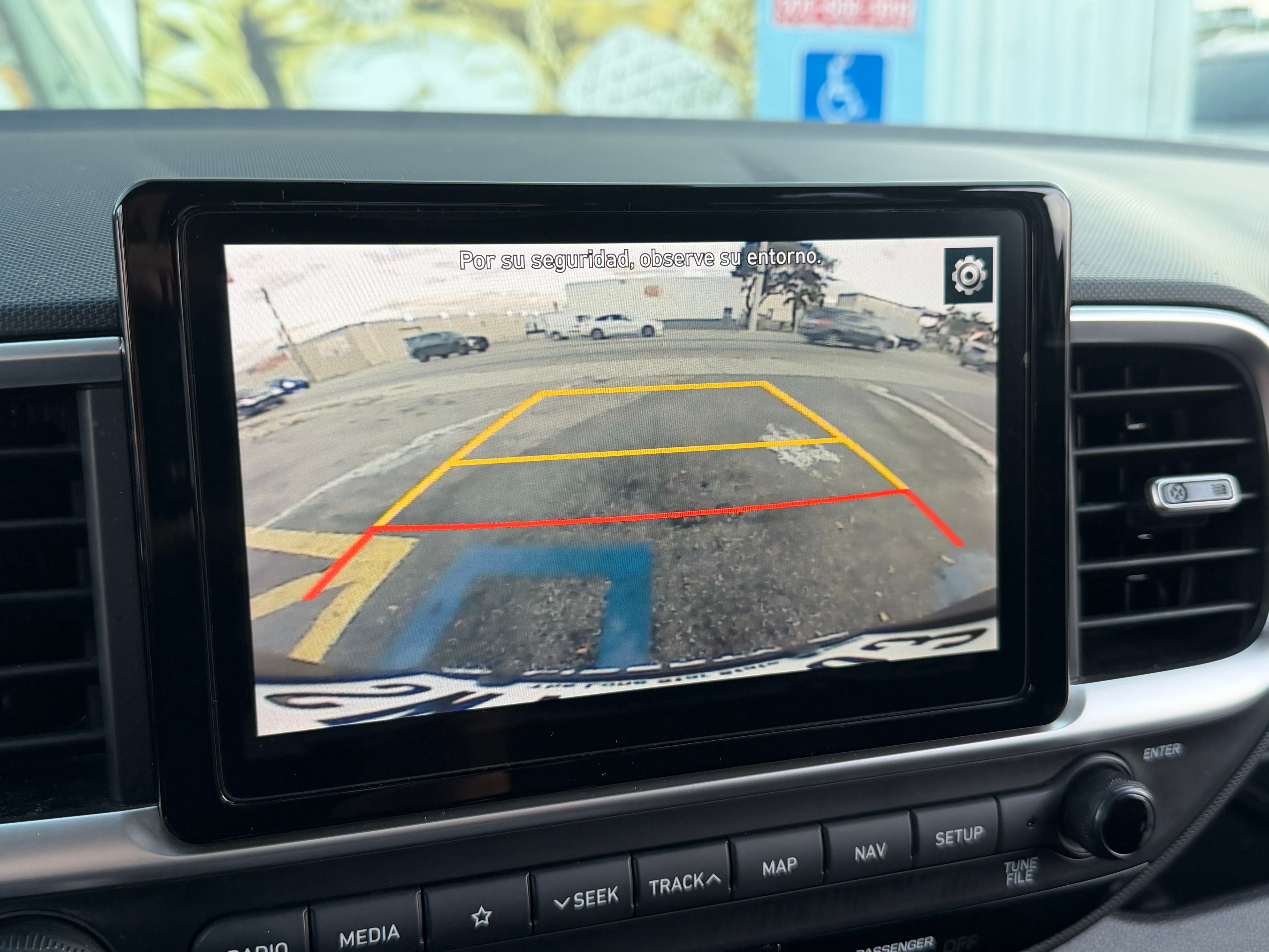 Used 2021 Hyundai Venue SE FWD image 18