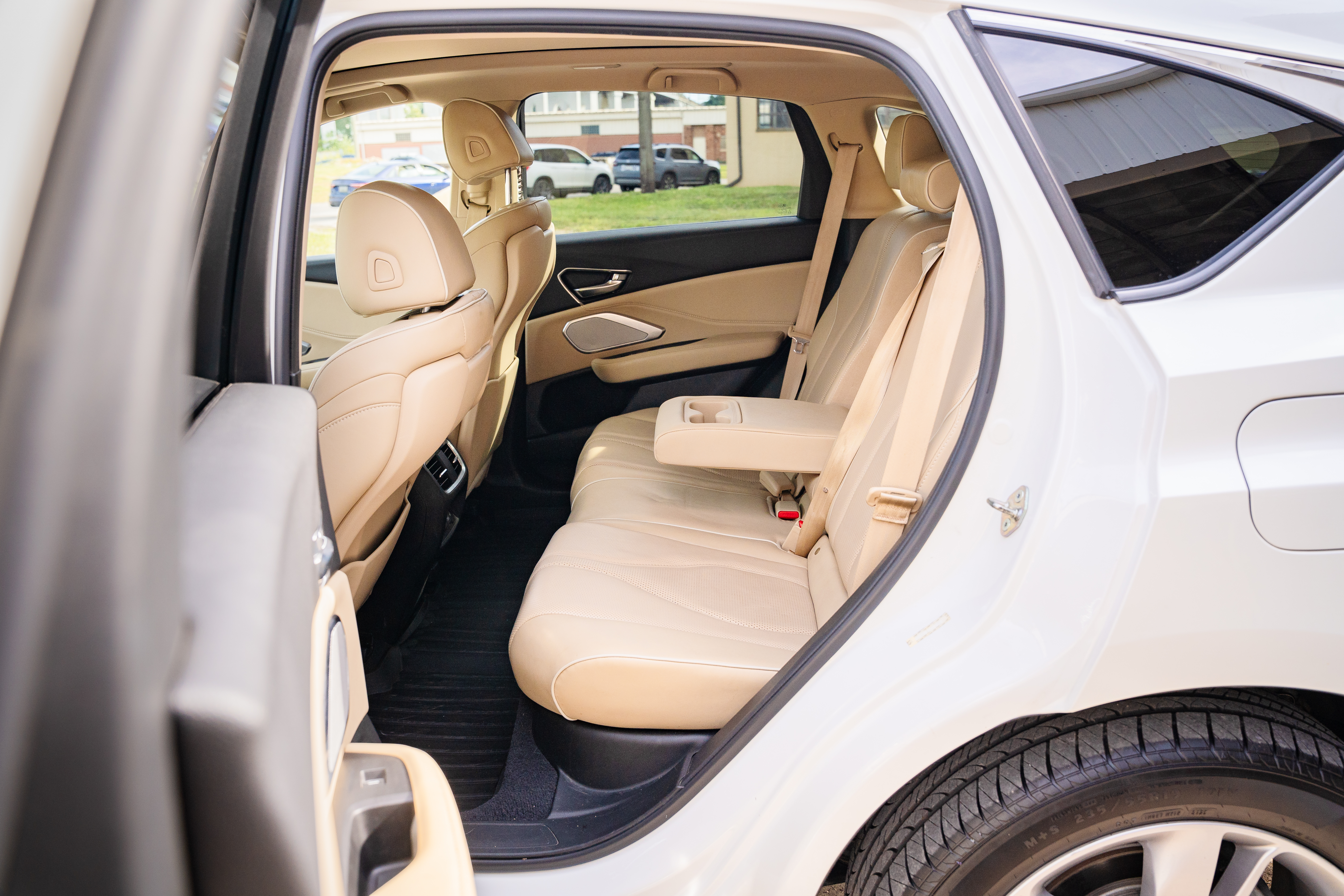 Used 2019 Acura RDX w/ Advance Package AWD/4WD image 14