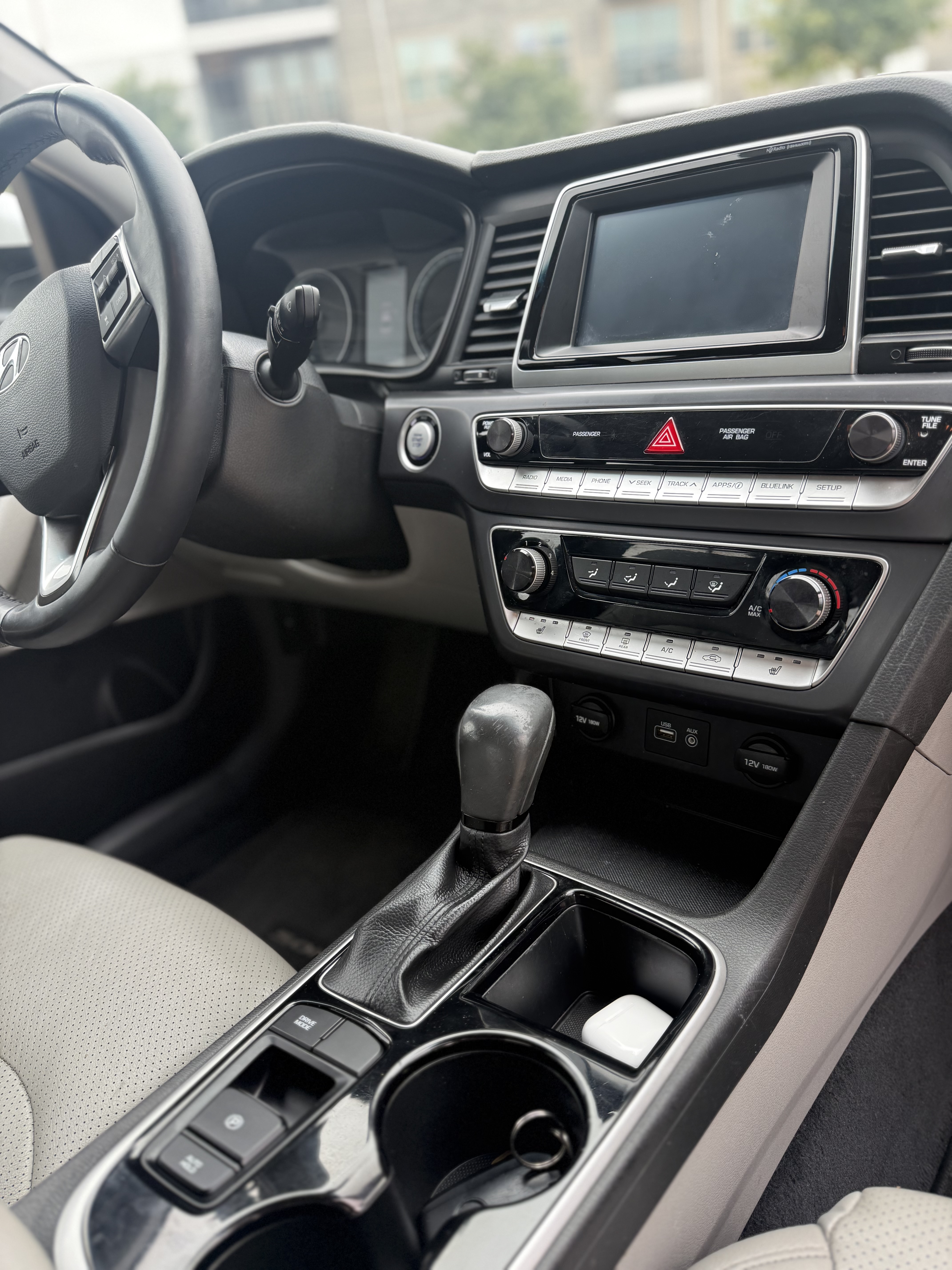 Used 2018 Hyundai Sonata SEL w/ Tech Package 02 FWD image 12
