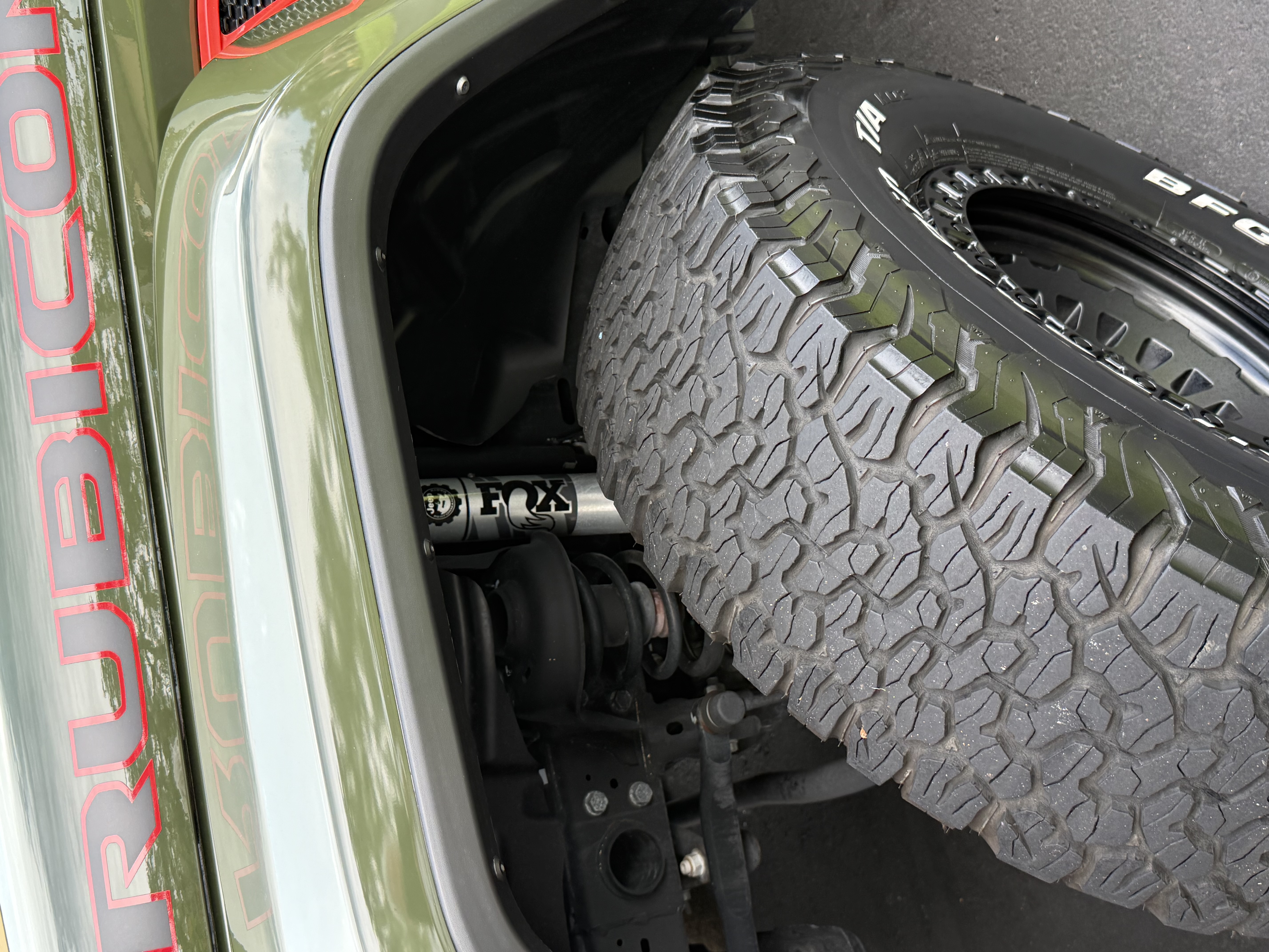 Used 2021 Jeep Gladiator Rubicon AWD/4WD image 6