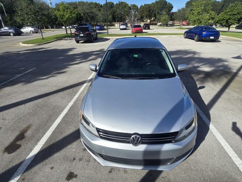 Used 2013 Volkswagen Jetta SE image 5