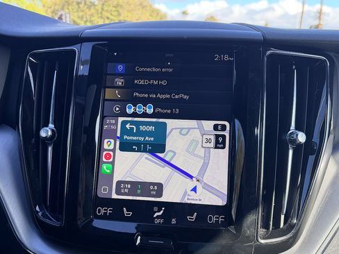 Used 2020 Volvo XC60 T5 Momentum image 9