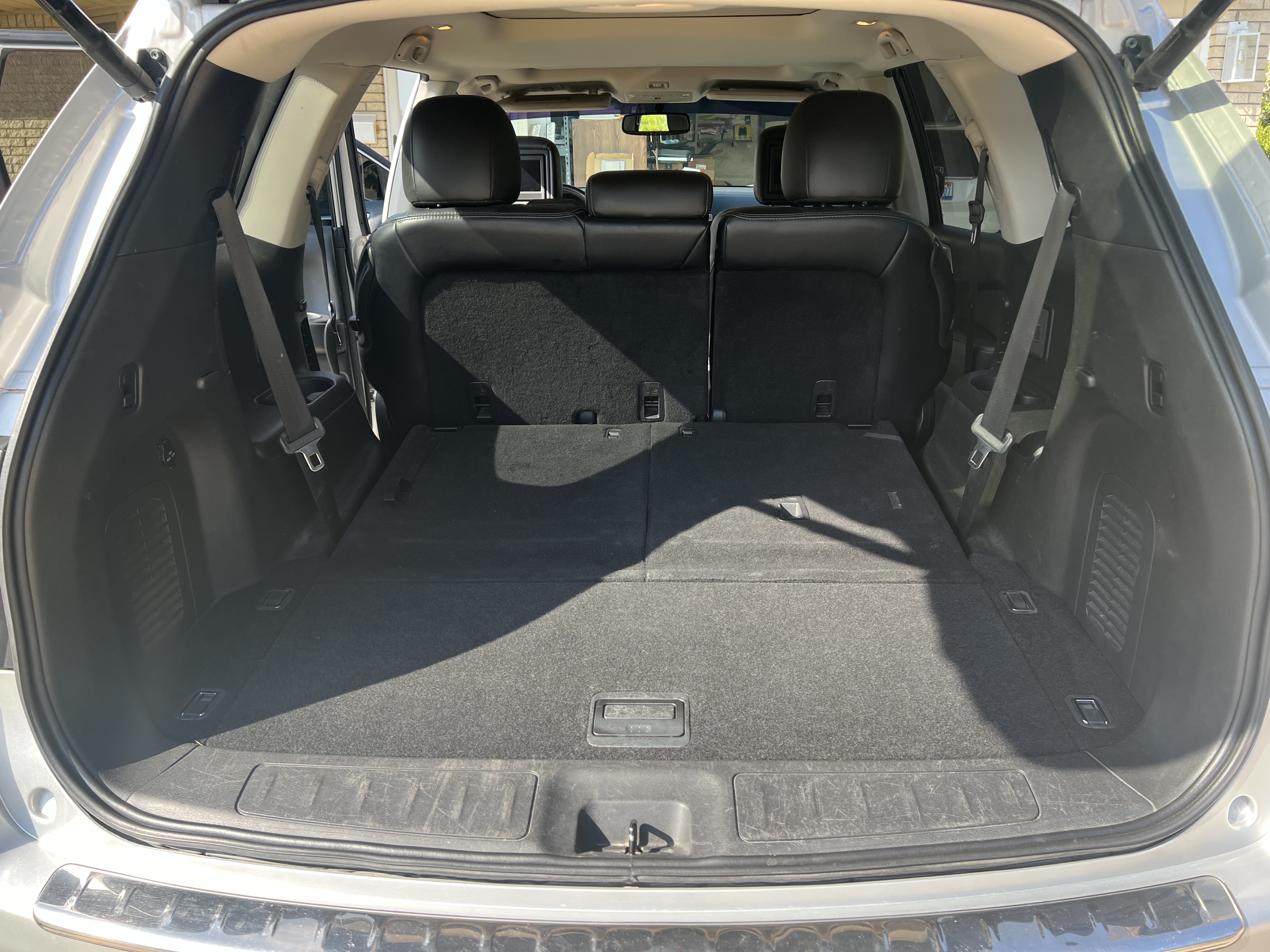 Used 2014 Nissan Pathfinder Platinum w/ Platinum Premium Package AWD/4WD image 13