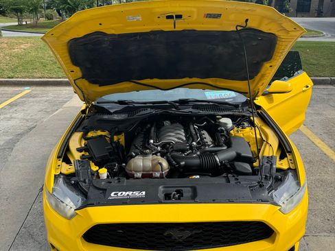 Used 2017 Ford Mustang GT image 20