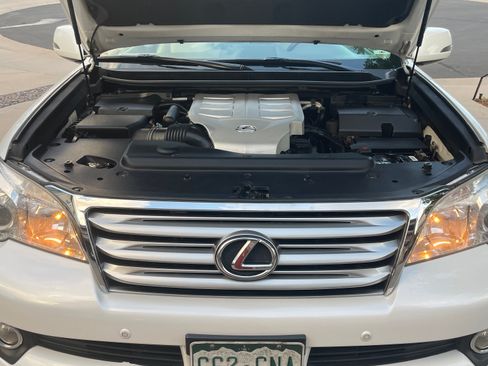 Used 2012 Lexus GX 460 Premium AWD/4WD image 4