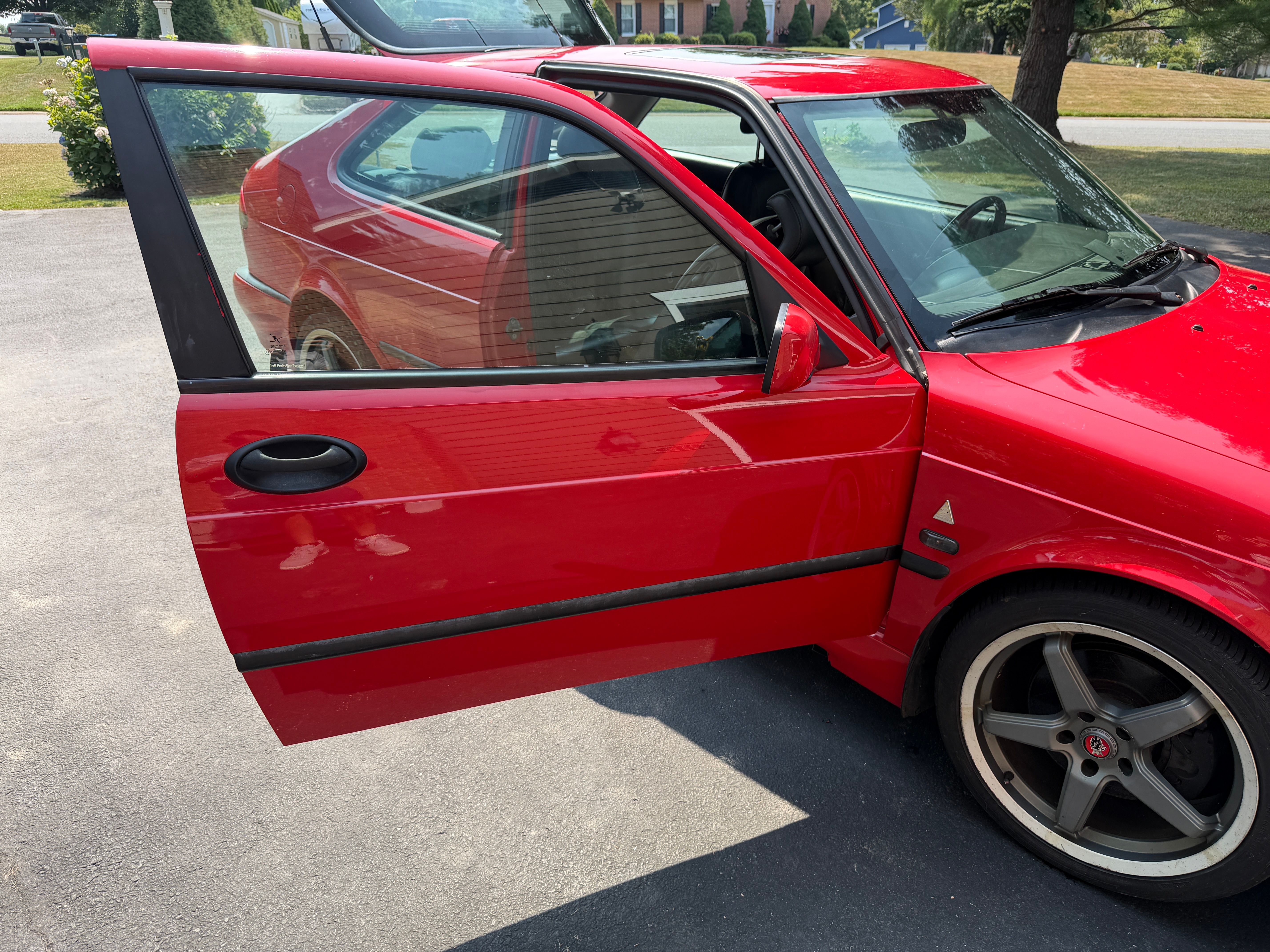 Used 2001 Saab 9-3 Viggen FWD image 26