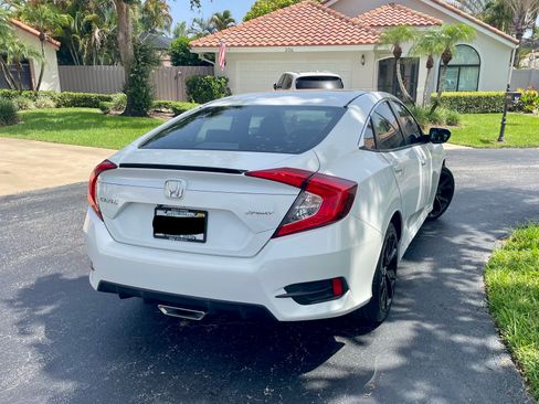 Used 2020 Honda Civic Sport image 6