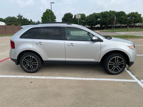 Used 2013 Ford Edge SEL AWD/4WD image 2
