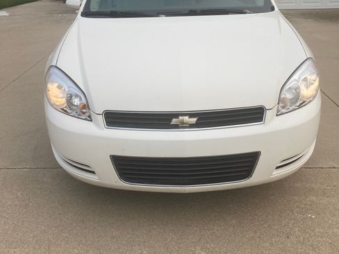 Used 2008 Chevrolet Impala LT FWD image 8