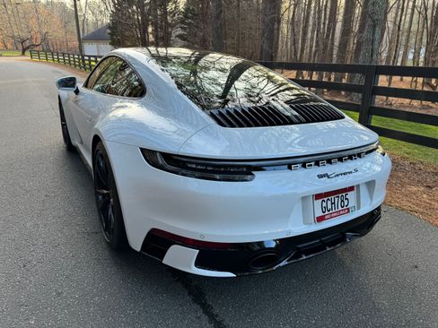 Used 2023 Porsche 911 Carrera S image 10