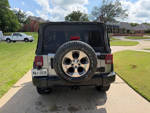 Used 2014 Jeep Wrangler Sport w/ Quick Order Package 23S AWD/4WD image 5