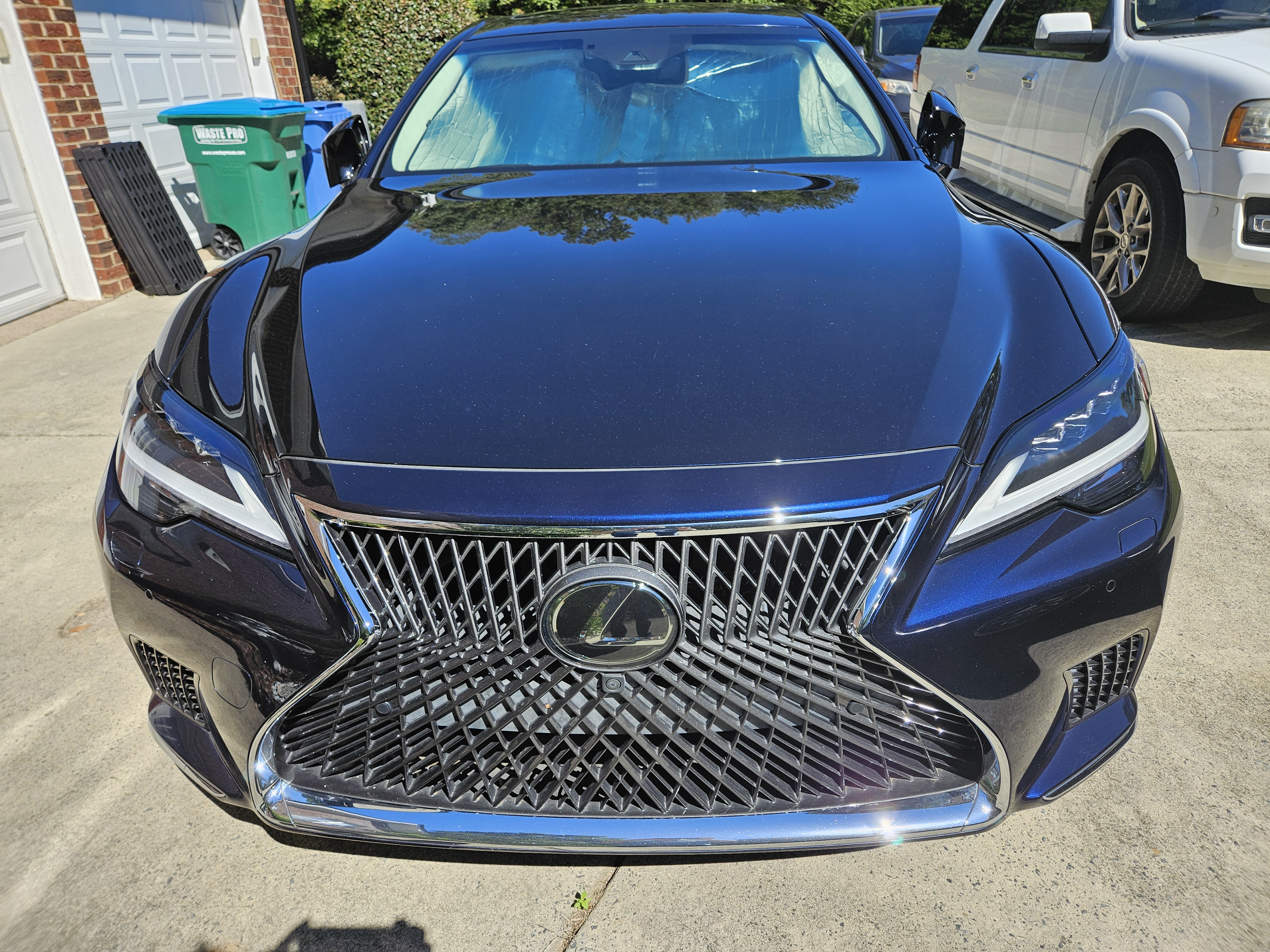 Used 2021 Lexus LS 500 Executive AWD/4WD image 2
