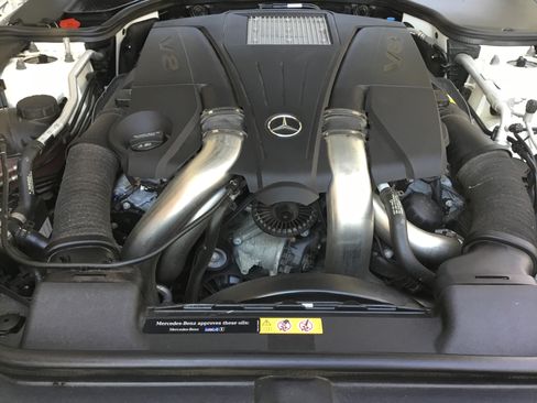 Used 2018 Mercedes-Benz SL 550 image 8