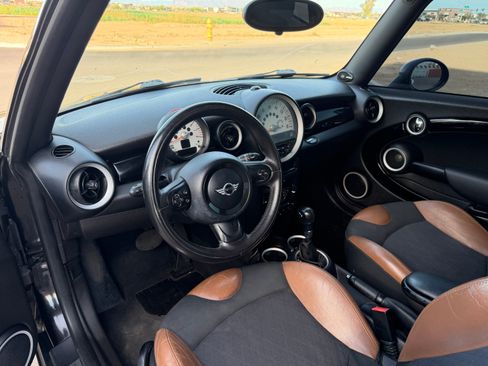 Used 2012 MINI Cooper Hardtop image 6