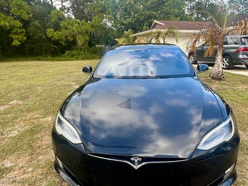 Used 2016 Tesla Model S P90D image 2