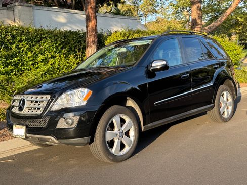Used 2009 Mercedes-Benz ML 350 4MATIC image 1