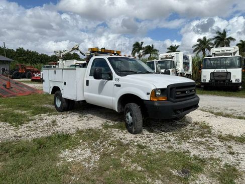 Used 1999 Ford F350 141 WB image 5