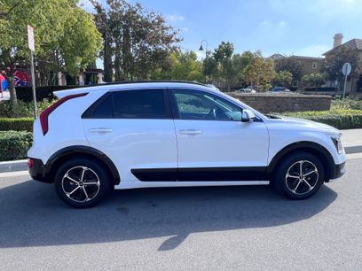 Used 2024 Kia Niro SX Wagon 4D