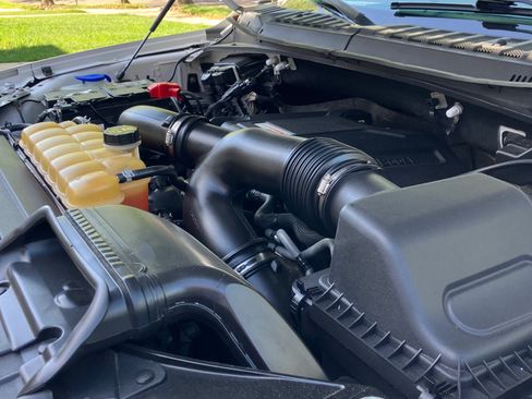 Used 2018 Ford F150 Raptor w/ Equipment Group 802A Luxury AWD/4WD image 12