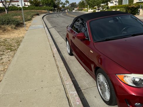 Used 2012 BMW 128i Convertible image 5