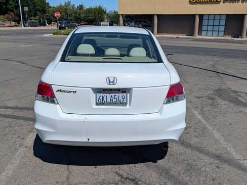 Used 2009 Honda Accord LX image 4