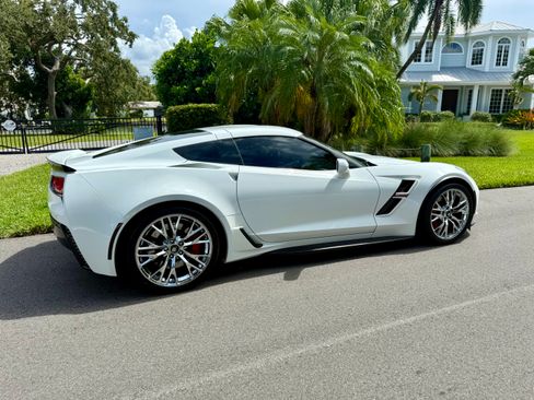 Used 2017 Chevrolet Corvette Grand Sport image 8