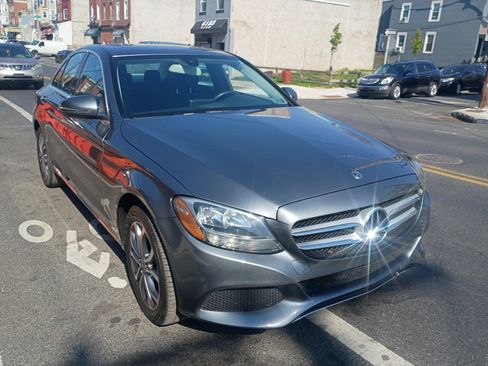 Used 2018 Mercedes-Benz C 300 4MATIC Sedan image 9
