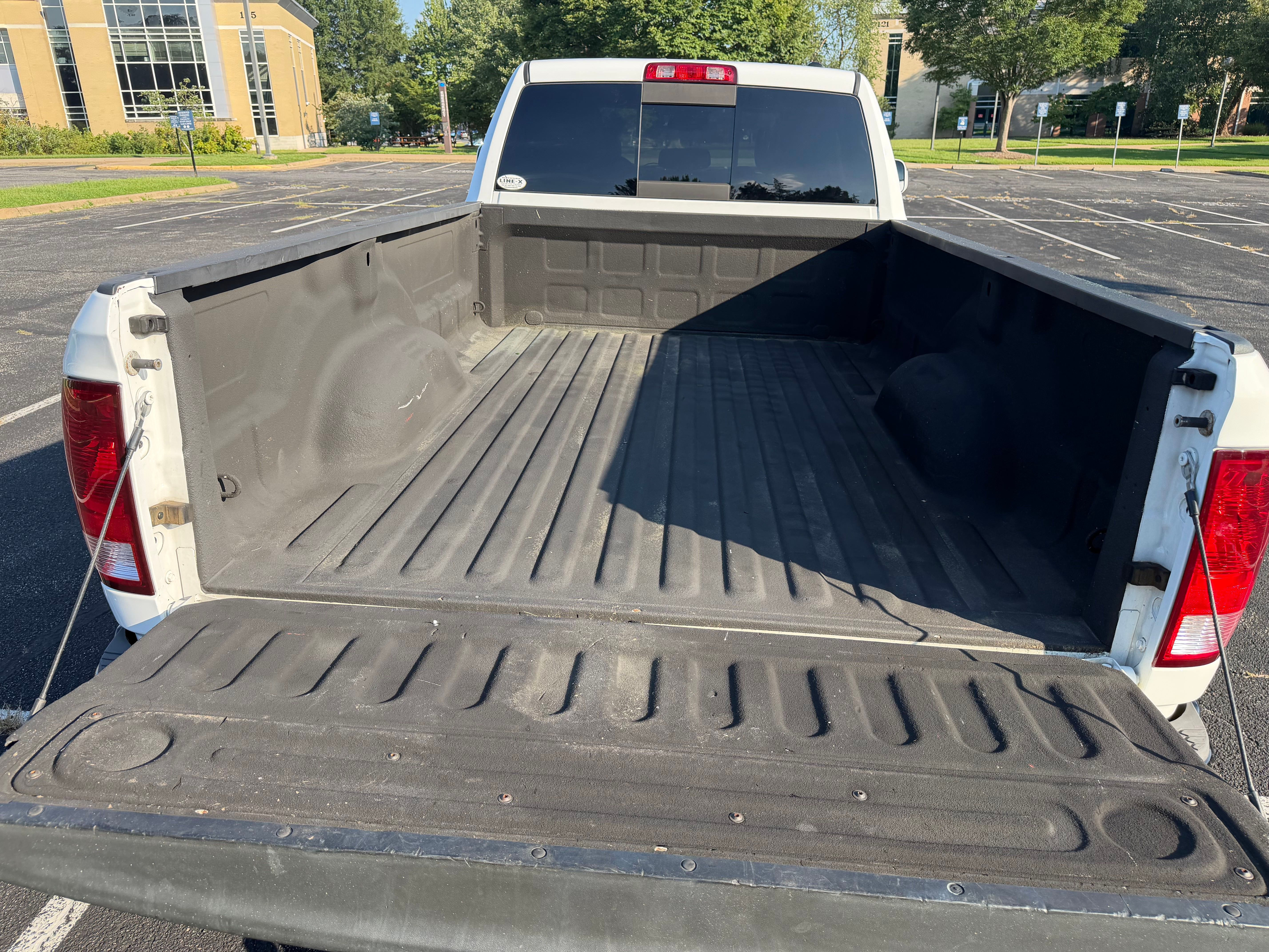 Used 2011 RAM 3500 Laramie w/ HD Snow Plow Prep Group AWD/4WD image 9