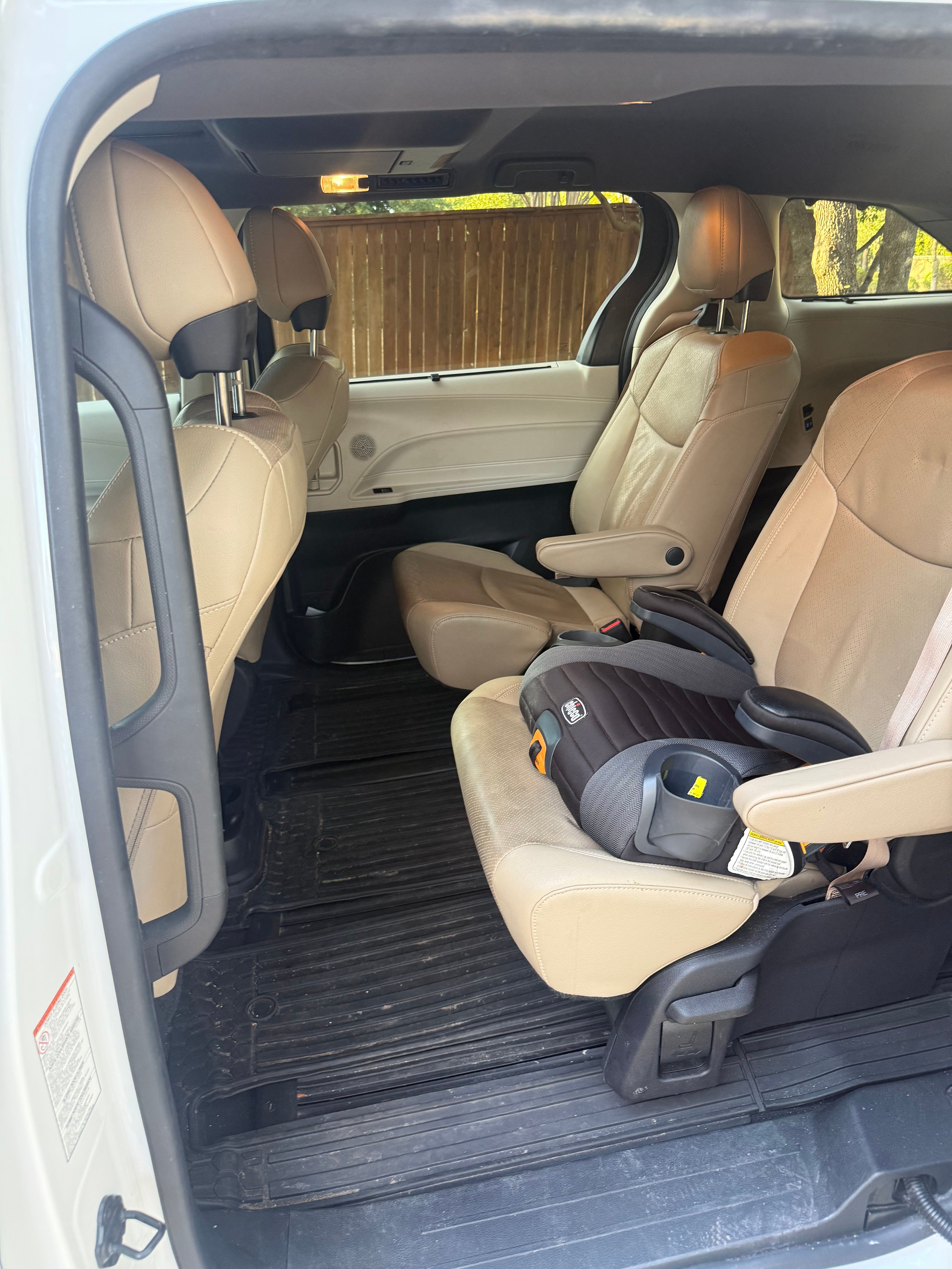 Used 2022 Toyota Sienna Limited AWD/4WD image 18