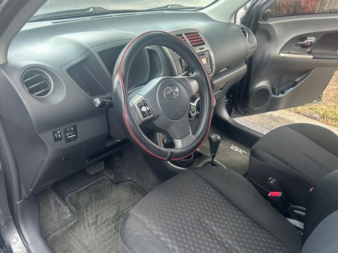 Used 2012 Scion xD FWD image 13